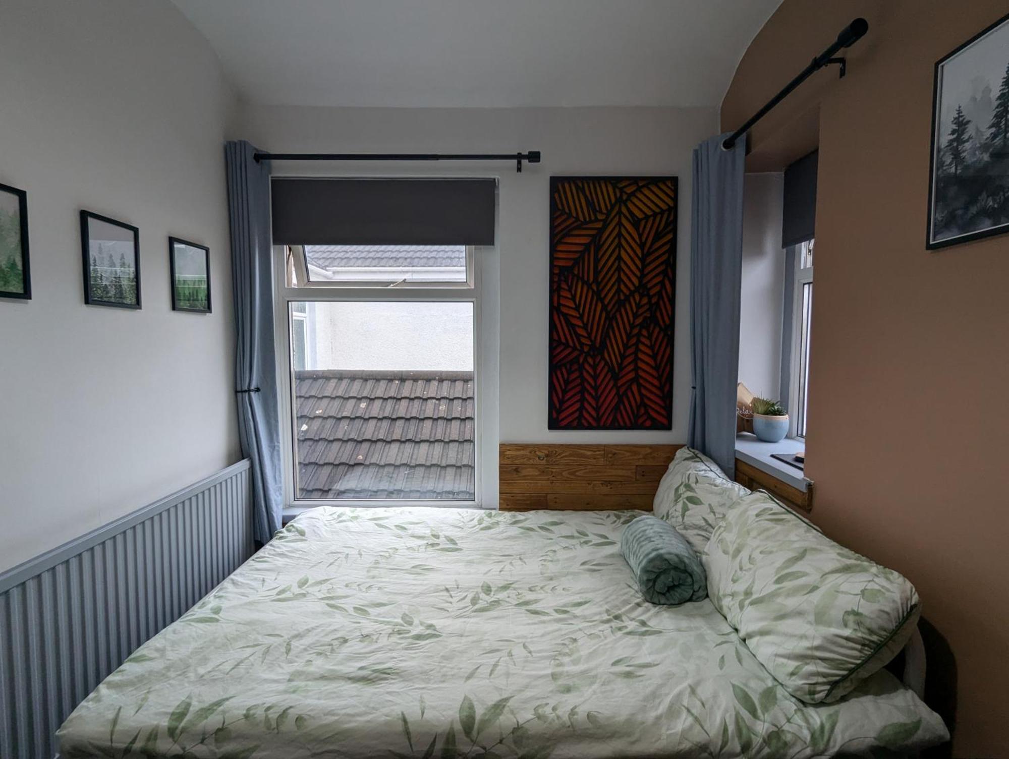 R3 - Cozy Small Double - City & Beach Access, Wifi, Free Parking - Self Catering Σουόνσι Εξωτερικό φωτογραφία